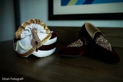 Details of pagri and shoes worn by Raja Details of pagri and shoes worn by Raja