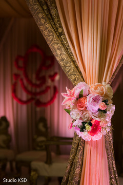Floral arrangement details of the venue Floral arrangement details of the venue