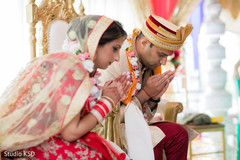 Take a look at this traditional Indian wedding ceremony. Take a look at this traditional Indian wedding ceremony.