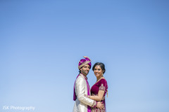 See this perfect Indian couple. See this perfect Indian couple.