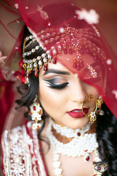 Marvelous Indian bridal hair jewelry set. Marvelous Indian bridal hair jewelry set.