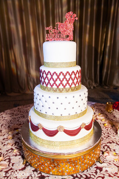 Marvelous Indian wedding cake decoration. Marvelous Indian wedding cake decoration.