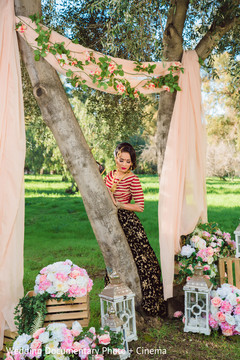 Flawless indian bridal style. Flawless indian bridal style.