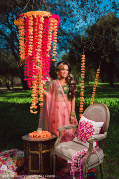 Dazzling indian bride's photo session Dazzling indian bride's photo session