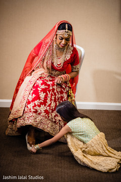 Little guest helping the Maharani Little guest helping the Maharani