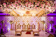 Incredible decoration of the reception venue Incredible decoration of the reception venue