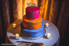 See this delicious Indian wedding cake See this delicious Indian wedding cake