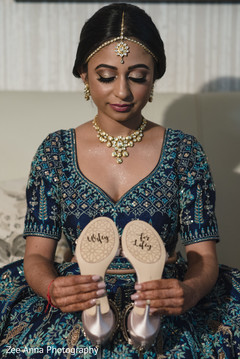 Personalized Indian bridal wedding shoes. Personalized Indian bridal wedding shoes.