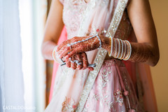 Incredible maharani's hands jewelry and henna decor. Incredible maharani's hands jewelry and henna decor.