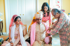 See this romantic Indian bride and groom capture. See this romantic Indian bride and groom capture.