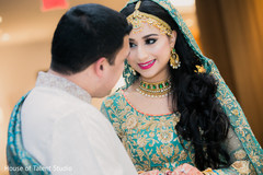 Maharani looking at Raja Maharani looking at Raja