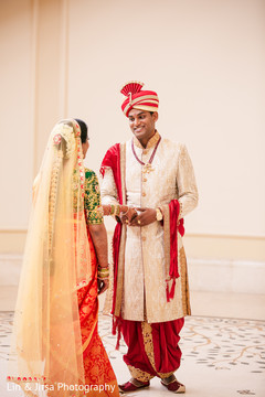 Indian bride meeting the Indian groom at the venue Indian bride meeting the Indian groom at the venue