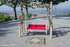 Lovely jhula Lovely jhula