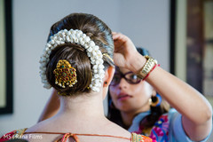 Lovely indian bride hairstyle Lovely indian bride hairstyle