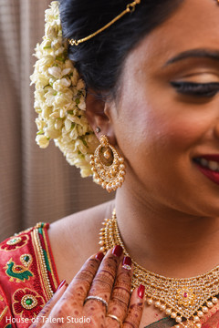 Marvelous Indian bridal earrings. Marvelous Indian bridal earrings.