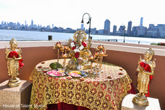 Marvelous Indian wedding gods decor. Marvelous Indian wedding gods decor.