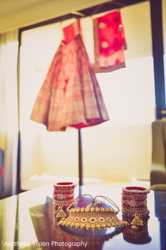 Indian bride's accessories Indian bride's accessories