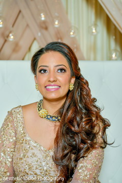 Indian bride looking gorgeous Indian bride looking gorgeous