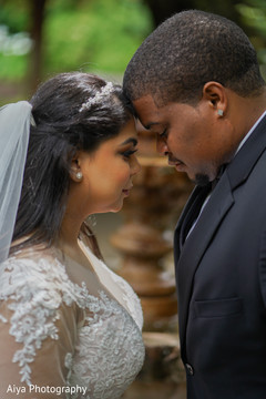 Sweet indian newlyweds photo shoot Sweet indian newlyweds photo shoot