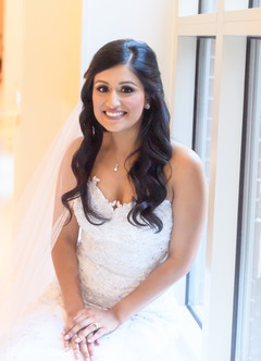 Stunning photo of this lovely Indian bride. Stunning photo of this lovely Indian bride.