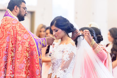 Take a look at this lovely Indian bride at her wedding ceremony. Take a look at this lovely Indian bride at her wedding ceremony.