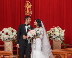 See this joyful Indian couple just married. See this joyful Indian couple just married.