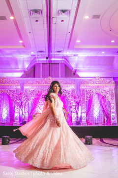 Indian bride looking spectacular Indian bride looking spectacular