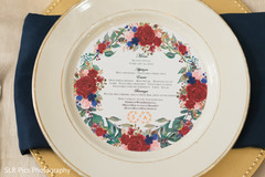 Plate with message from newlyweds Plate with message from newlyweds