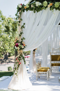 See this beautiful decoration See this beautiful decoration