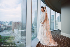 Marvelous capture of maharani ready for reception. Marvelous capture of maharani ready for reception.