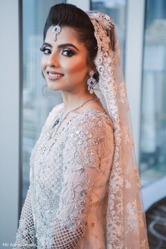 Enchanting Indian bride reception look. Enchanting Indian bride reception look.
