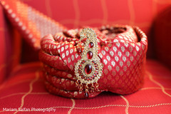 Incredible Indian groom's turban kilangi. Incredible Indian groom's turban kilangi.