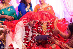 Take a look at this traditional indian wedding ceremony. Take a look at this traditional indian wedding ceremony.