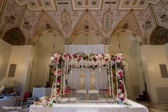 See this gorgeous Indian wedding mandap See this gorgeous Indian wedding mandap