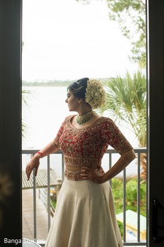Indian bride looking amazing Indian bride looking amazing