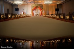 See this gorgeous Indian wedding stage See this gorgeous Indian wedding stage