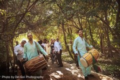 Dhol players during baraat. Dhol players during baraat.