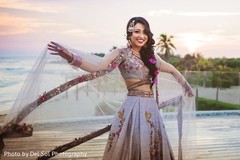 Stunning Indian bridal sangeet outfit. Stunning Indian bridal sangeet outfit.