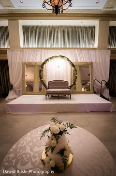 Phenomenal Indian wedding stage decor. Phenomenal Indian wedding stage decor.