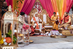 Raja waiting for the Maharani Raja waiting for the Maharani