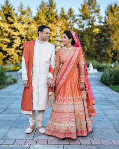 Indian bride and Raja looking stunning Indian bride and Raja looking stunning