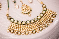 Maharani golden and green Polki necklace choker. Maharani golden and green Polki necklace choker.