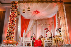 Take a look at this Indian groom at his Var Aagman ritual. Take a look at this Indian groom at his Var Aagman ritual.
