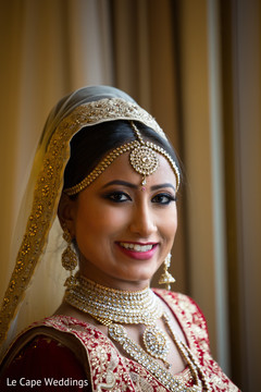 Indian bride looking amazing Indian bride looking amazing