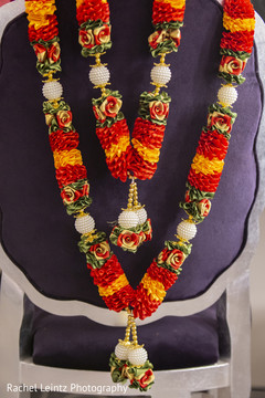 Details of the garland Details of the garland