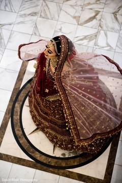 Incredible Indian bride photo session. Incredible Indian bride photo session.