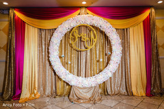 Personalized Indian wedding flowers decoration. Personalized Indian wedding flowers decoration.