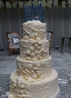 Marvelous Indian wedding cake sea themed decoration. Marvelous Indian wedding cake sea themed decoration.