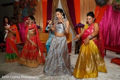 Marvelous Indian sangeet dance capture. Marvelous Indian sangeet dance capture.