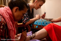 Incredible Mehndi artists capture. Incredible Mehndi artists capture.